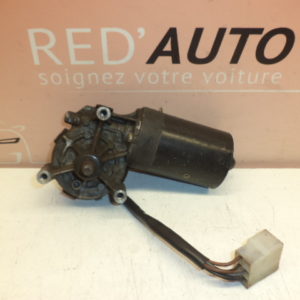 MOTEUR ESSUIE GLACE AVANT D’ORIGINE MERCEDES MB100 - MB 100 REF: 9390332210 / 939 033 22 10