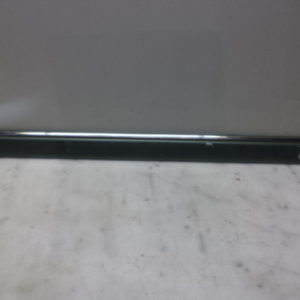 baguette de porte arrière droit d'origine Mercedes classe C W202 ref: 2026903262