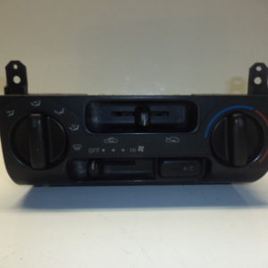 COMMANDE DE CHAUFFAGE D'ORIGINE TOYOTA CARINA E
