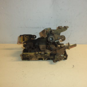 SERRURE DE PORTE AVANT GAUCHE D’ORIGINE MERCEDES VITO W639 - SPRINTER REF: 9017200135 / 9017200135