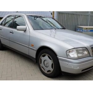 Toutes pièces détachées MERCEDES Classe C W202 C200 CDI