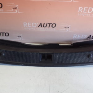 COUVERTURE DE COFFRE ARRIERE D’ORIGINE MERCEDES CLASSE C W204 ( BERLINE ) REF: A2046900825 / 204 690 08 25