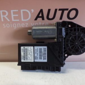 MOTEUR LEVE VITRE AVANT DROIT D'ORIGINE AUDI A8 4E REF: 4E2959802B