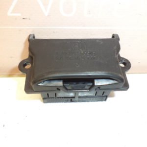 connecteur de diagnostic d'origine Mercedes 168 / W202 / W203 / W204 ref: 2025402373 / 202 540 23 73