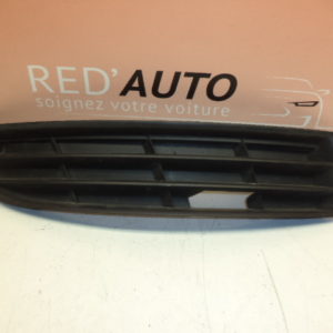 GRILLE DE PARE-CHOC DROITE VW PASSAT B6 REF: 300853666 / 300 853 666