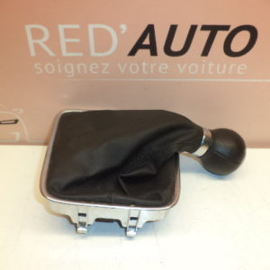 POMMEAU DE LEVIER DE VITESSE EN CUIR D’ORIGINE VW GOLF PLUS 5M REF: 5M0711456 / 5M0 711 456