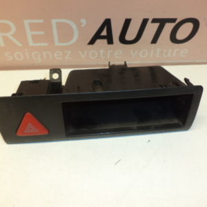 INTERRUPTEUR / BOUTON DE FEUX DE DÉTRESSE D'ORIGINE VW TRANSPORTER T5 REF: 7H0857925 / 7H0 857 925
