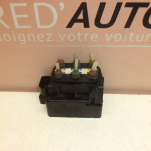 commande suspension pneumatique d'origine Mercedes Classe R W251 / ML W164 ref: A2513200058 / 251 320 00 58