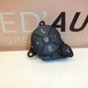 COMMANDE MULTIFONCTIONS VOLANT D'ORIGINE MERCEDES CLASSE C W204 REF: A2048210051 / 204 821 00 51