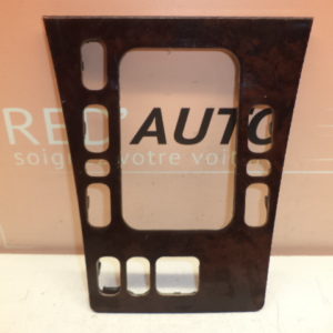 CONSOLE CENTRALE D’ORIGINE MERCEDES CLASSE C W210 REF: 2106808639 / 210 680 86 39