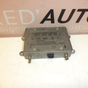 Amplificateur D’antenne D’origine Mercedes Classe S W220 REF: 2038203926 / 203 820 39 26