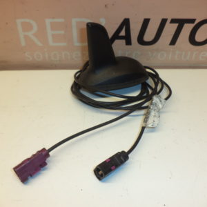 ANTENNE DE TOIT D’ORIGINE MERCEDES CLASSE C W204 REF: A2049055204 / 204 905 52 04