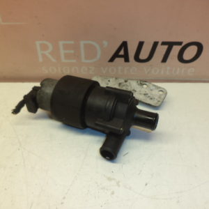 Pompe à eau de chauffage d'origine Mercedes CLK 230K réf: 2028350064 / 202 835 00 64