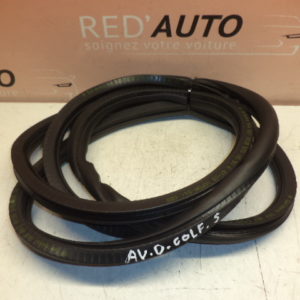 JOINT DE PORTE AVANT DROITE D’ORIGINE VW GOLF 5