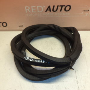 JOINT DE PORTE ARRIERE DROITE D’ORIGINE VW GOLF 5