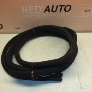 JOINT DE PORTE ARRIERE DROITE D’ORIGINE MERCEDES CLASSE C W202 250TD ( BREAK )