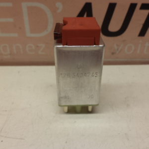 Relais Protection contre la Surtension d'origine Mercedes R107 W123 W124 W126 W201 réf: 1265404745 / 126 540 47 45