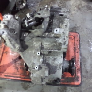 BOITE DE VITESSE MANUELLE D'ORIGINE AUDI A3 (8L) REF: 02M301103D / 02M 301 103 D