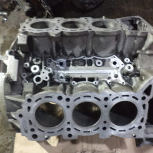 BLOC MOTEUR D'ORIGINE MERCEDES CLASSE CLS W219 / W211 / ML W164 320 CDI REF: R6420106605 / 642 010 66 05