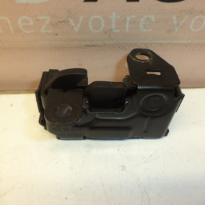 serrure de capot d'origine Mercedes classe C W204 E W212 réf: A2048800260 / 204 880 02 60