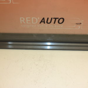 Seuil De Porte Avant Droit D’origine Mercedes Classe E W210 réf: 2106800135 / 210 680 01 35