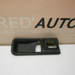 Poignée Encastrée Cadre de porte Droite d'origine Mercedes classe S W126 réf: 1267660211 / 126 766 02 11