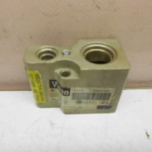 soupape d'expansion Climatisation pour Volkswagen Golf IV réf: 1J18201038 / 1J1 820 10 38