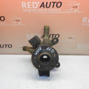 FUSÉE MOYEU AVANT DROIT D’ORIGINE MERCEDES VITO 112 CDI W638 REF: 6388320225 / 638 832 02 25