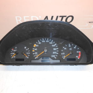 COMPTEUR DE VITESSE D’ORIGINE MERCEDES CLASSE C W202  REF: 2025402048 / 202 540 20 48