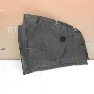 Protection de passage de roue avant gauche D'origine Mercedes W208 CLK320 ref: A2086985730 / 208 698 57 30