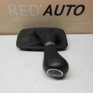 Pommeau De Levier De Vitesse Noir En Cuir D’origine Mercedes classe C W204 REF: A2042676210 / 204 267 62 10