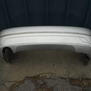 PARE-CHOC ARRIERE POUR MERCEDES CLASSE C W204 ( BERLINE ) code couleur C775